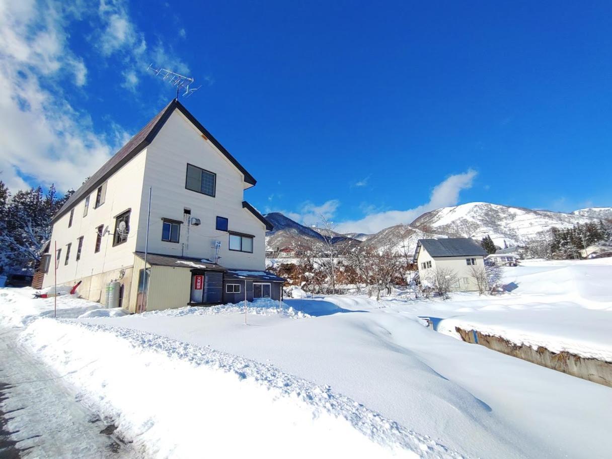 Hakuba Norikura Wakaguri Guesthouse Otari Dış mekan fotoğraf